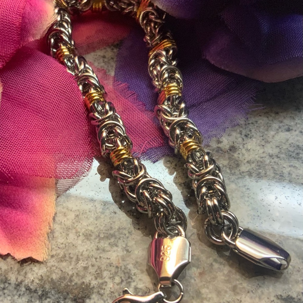 ♥️Brand new, stamped 925 silver with 18k plated gold Byzantine bracelet. - Picture 5 of 5